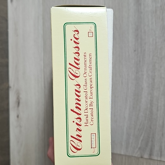 Vintage‎ 70s Christmas Classics Set Of 5 Glass Gold With Silver Ornaments - Picture 5 of 15